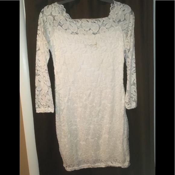 Cream lace dress - Picture 1 of 5